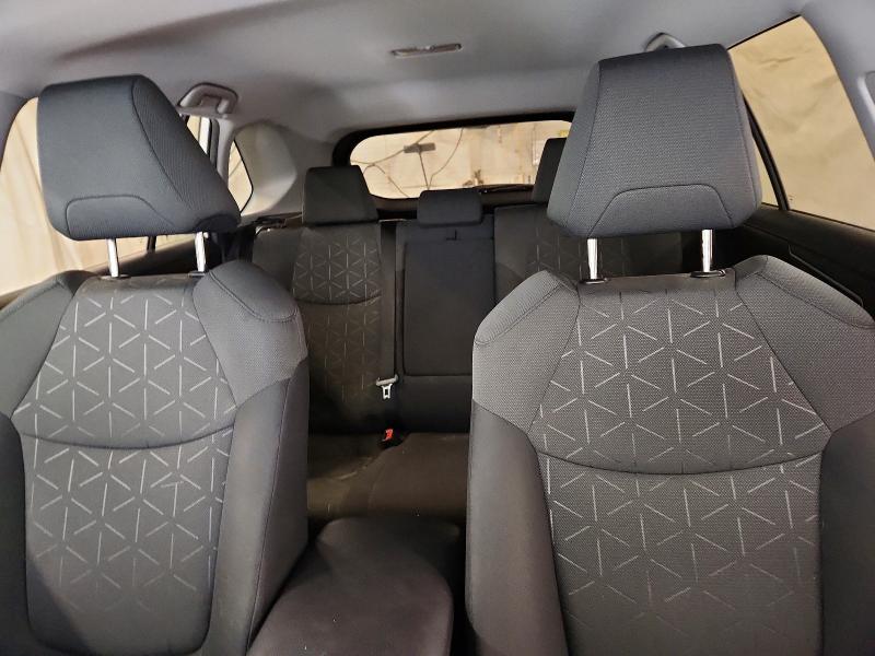 Photo 10 from auction – 2021 TOYOTA RAV4 with VIN 2T3P1RFV1MC247260
