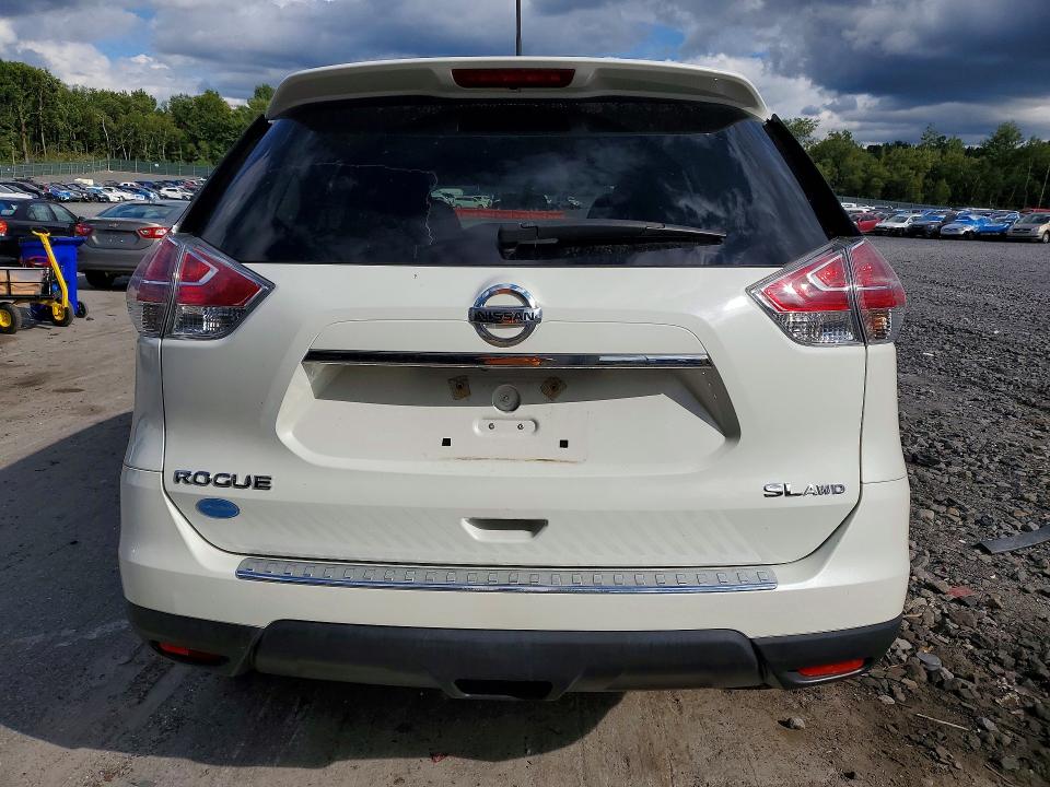 Photo 6 from auction – 2015 NISSAN ROGUE with VIN 5N1AT2MVXFC924462