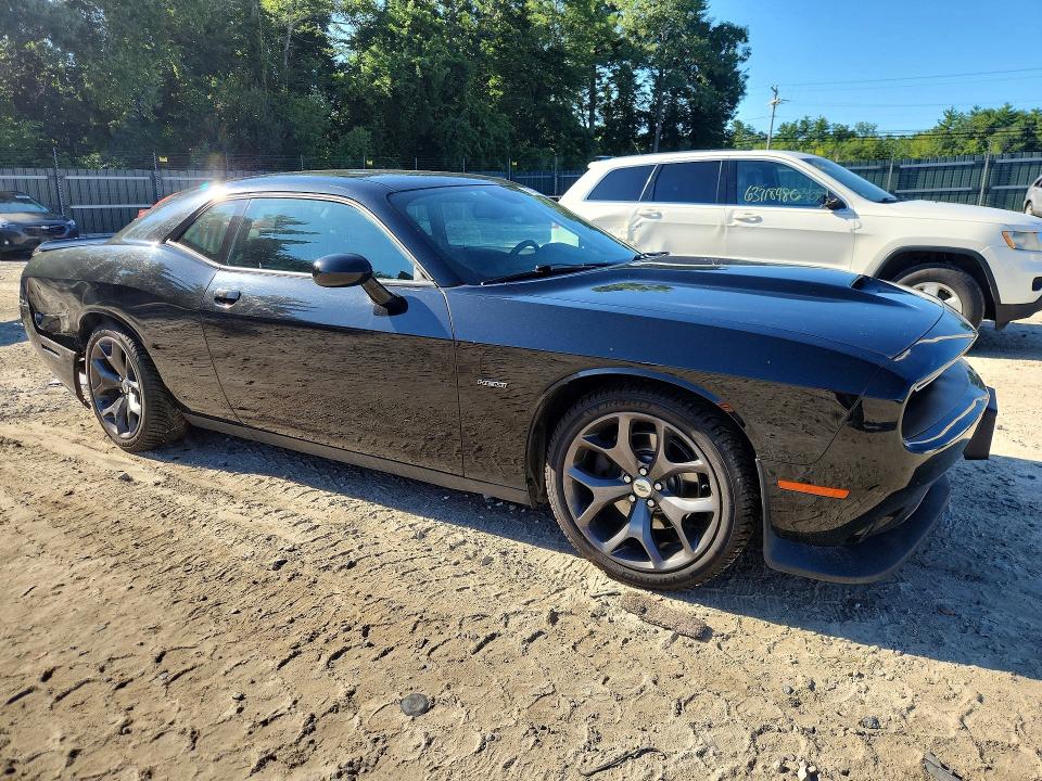 Photo 4 from auction – 2019 DODGE CHALLENGER with VIN 2C3CDZBT3KH627730
