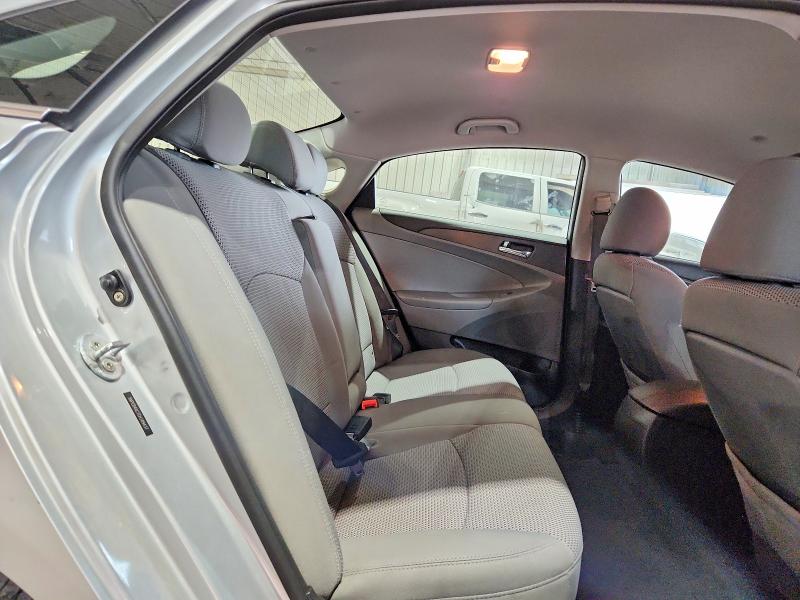 Photo 10 from auction – 2012 HYUNDAI SONATA with VIN 5NPEB4AC7CH349437