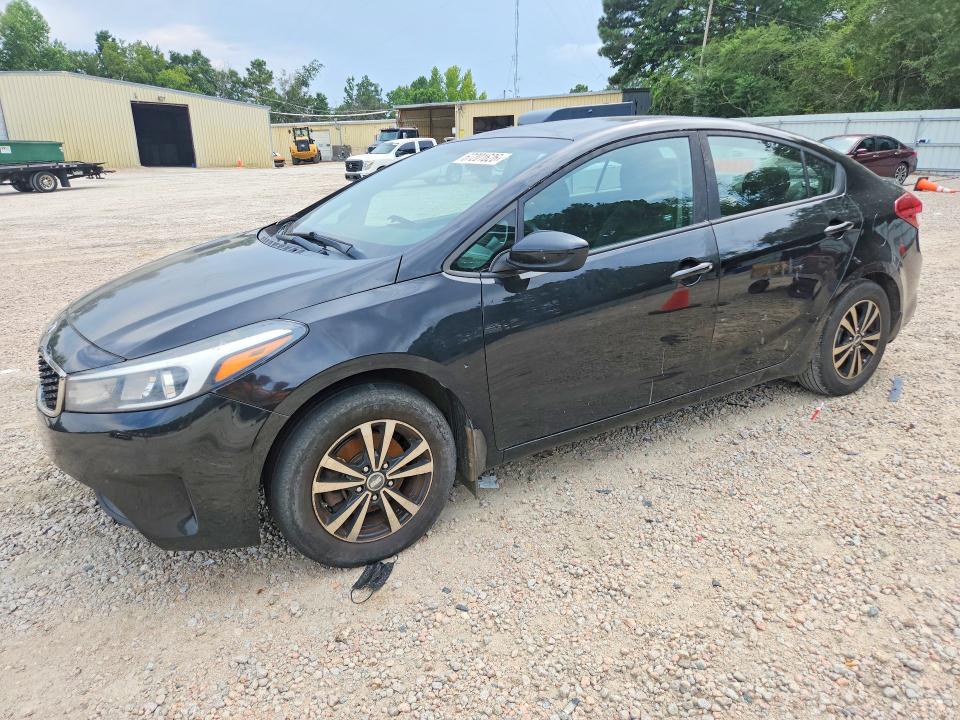 KIA FORTE 2017 with VIN 3KPFK4A78HE016652 - Photo from auction