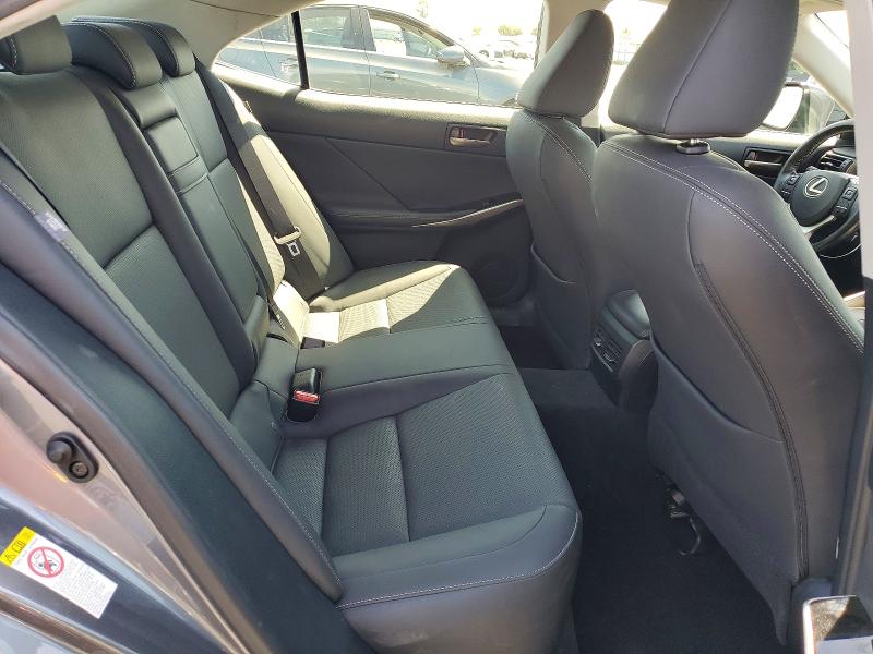 Photo 10 from auction – 2017 LEXUS IS with VIN JTHBA1D28H5059379