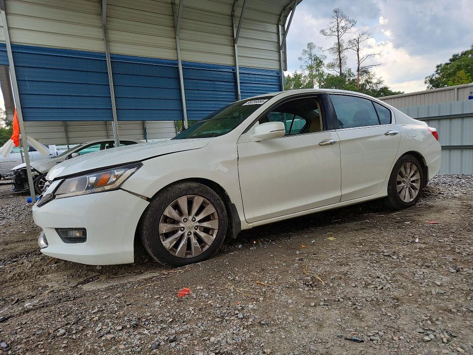 HONDA ACCORD 2014 with VIN 1HGCR2F82EA009040 - Photo from auction