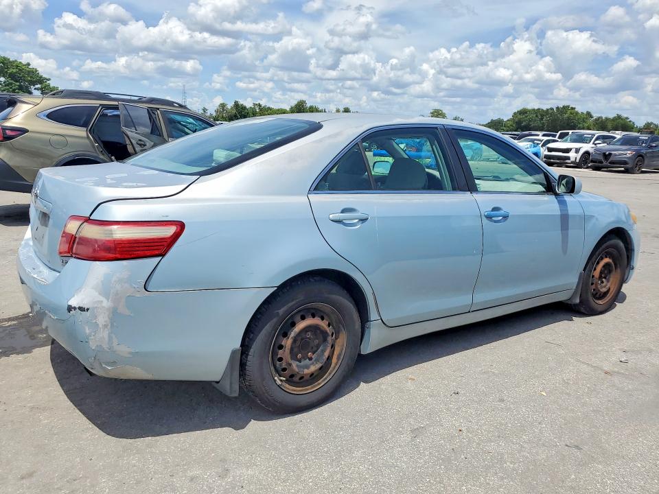 Photo 3 from auction – 2007 TOYOTA CAMRY with VIN 4T1BE46K17U664848