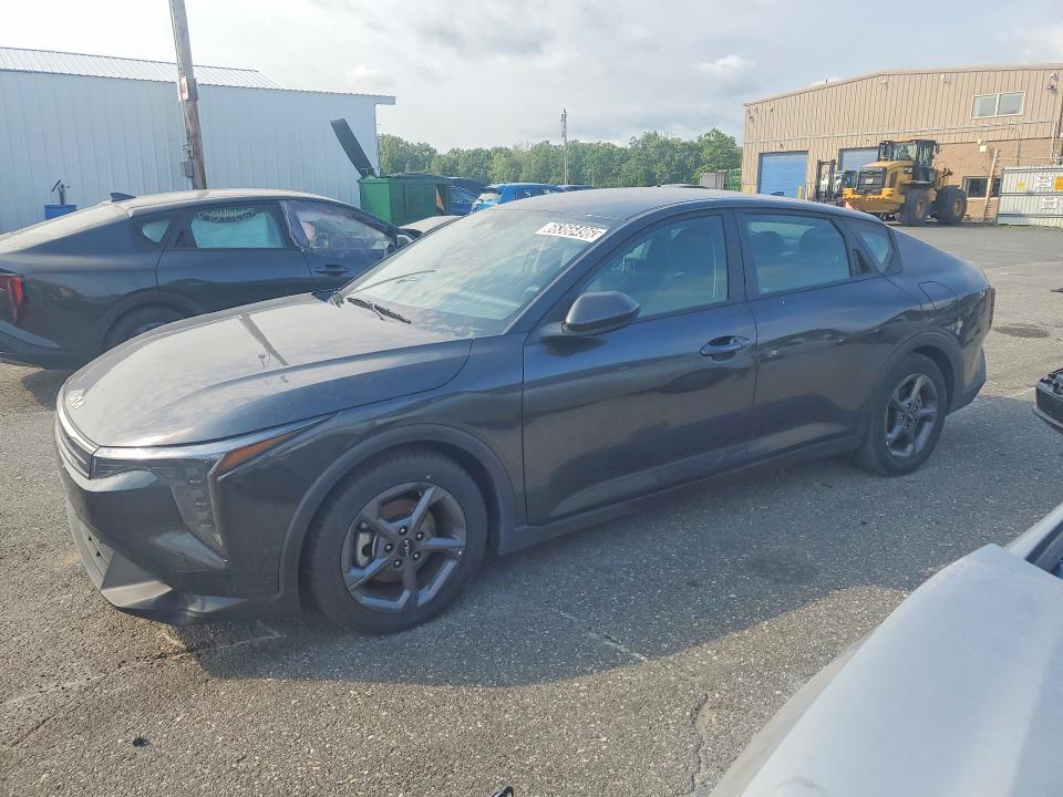 KIA K4 2025 with VIN 3KPFT4DE5SE061000 - Photo from auction
