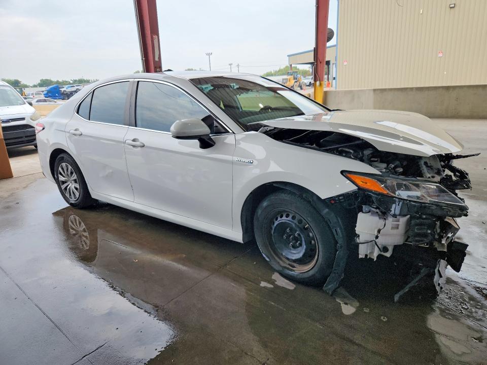 Снимка 4 от търг – 2019 TOYOTA CAMRY с VIN 4T1B31HK1KU508772