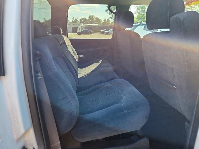 Photo 10 from auction – 2002 CHEVROLET SILVERADO with VIN 1GCHK23U52F242483