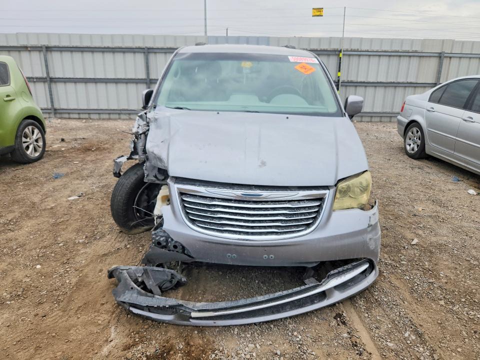 Photo 5 from auction – 2014 CHRYSLER TOWN & COUNTRY with VIN 2C4RC1BG9ER342879
