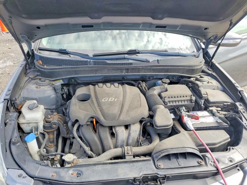 Photo 11 from auction – 2012 HYUNDAI SONATA with VIN 5NPEC4AC9CH440531