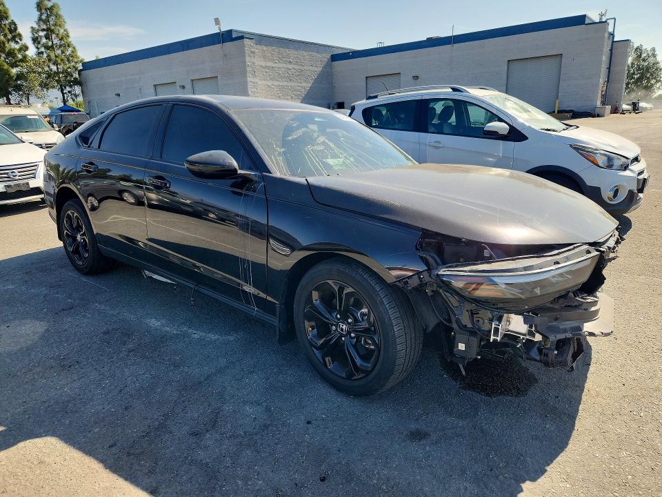 Photo 4 from auction – 2025 HONDA ACCORD with VIN 1HGCY1F47SA024364