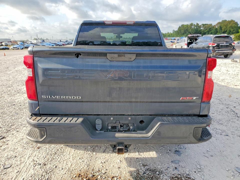 Photo 6 from auction – 2019 CHEVROLET SILVERADO with VIN 1GCUYEED5KZ230702