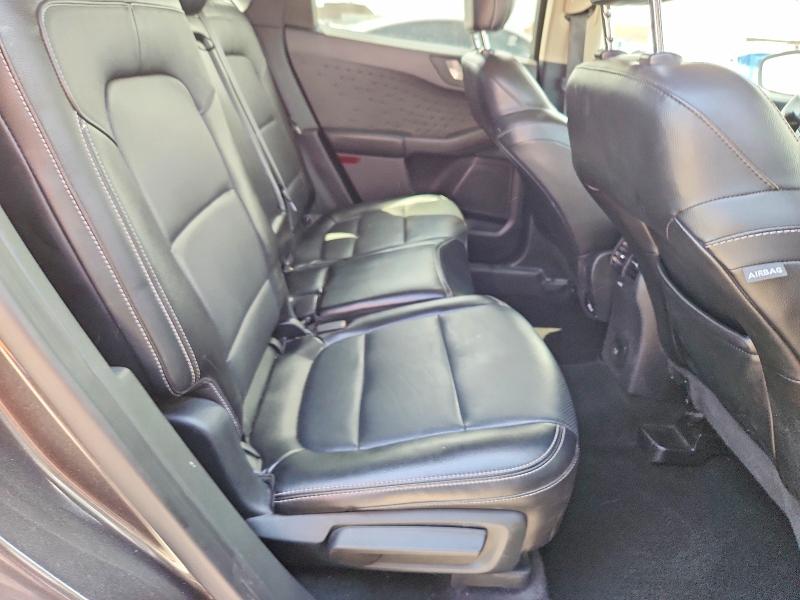 Photo 10 from auction – 2020 FORD ESCAPE with VIN 1FMCU9DZ5LUA15259