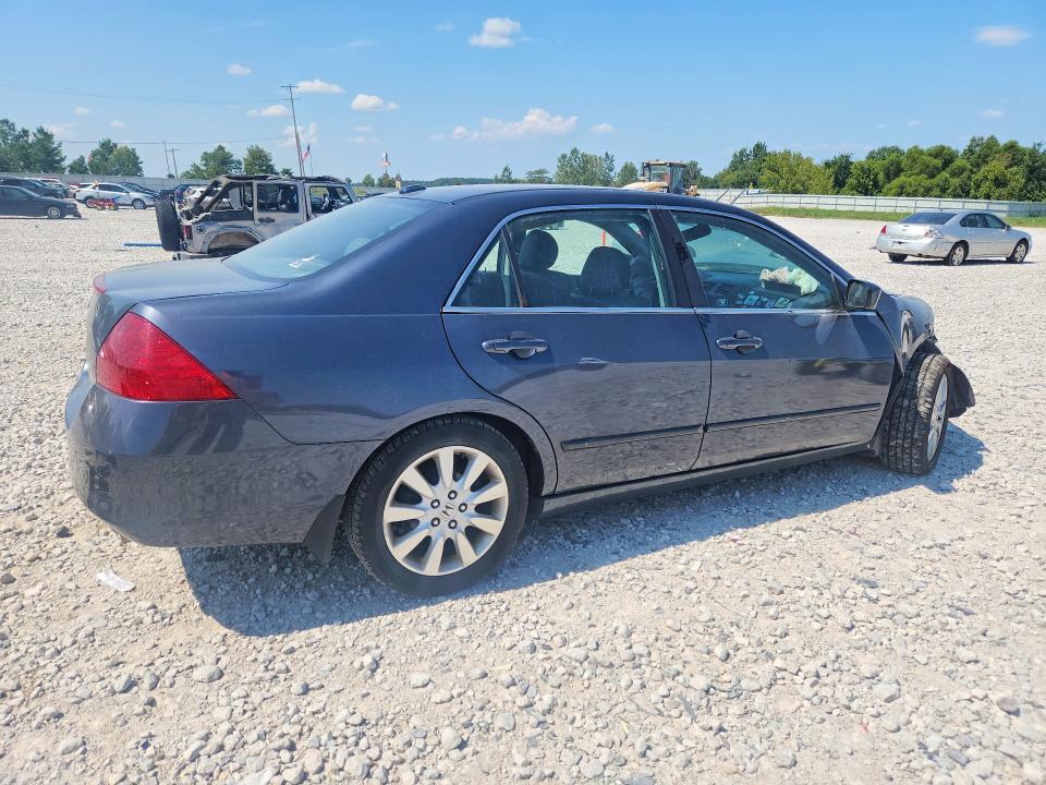 Photo 3 from auction – 2007 HONDA ACCORD with VIN 1HGCM66567A050463