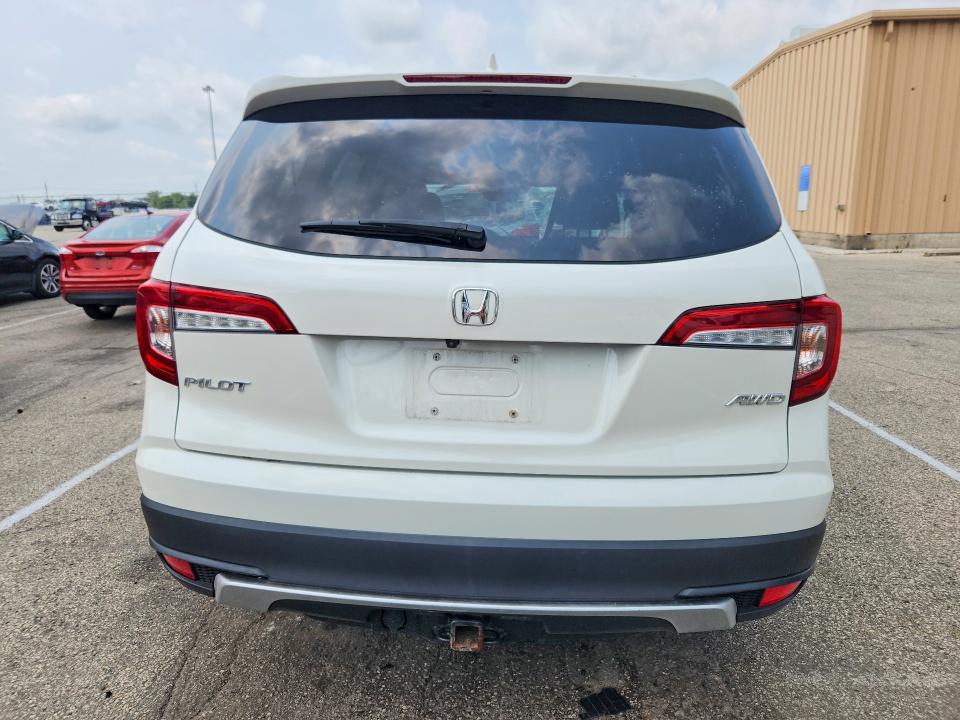 Photo 6 from auction – 2019 HONDA PILOT with VIN 5FNYF6H40KB045049