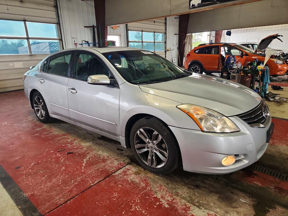 Photo 4 from auction – 2010 NISSAN ALTIMA with VIN 1N4BL2AP9AN559032