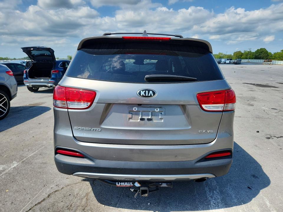 Фото 6 с аукциона – 2018 KIA SORENTO с VIN 5XYPHDA59JG362879