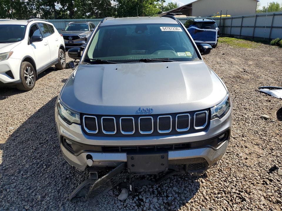 Photo 5 from auction – 2022 JEEP COMPASS with VIN 3C4NJDBB8NT123984