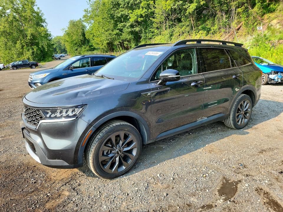 KIA SORENTO 2022 with VIN 5XYRHDLF3NG129505 - Photo from auction