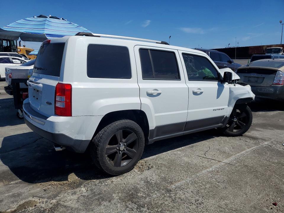 Photo 3 from auction – 2016 JEEP PATRIOT with VIN 1C4NJPFA5GD801053