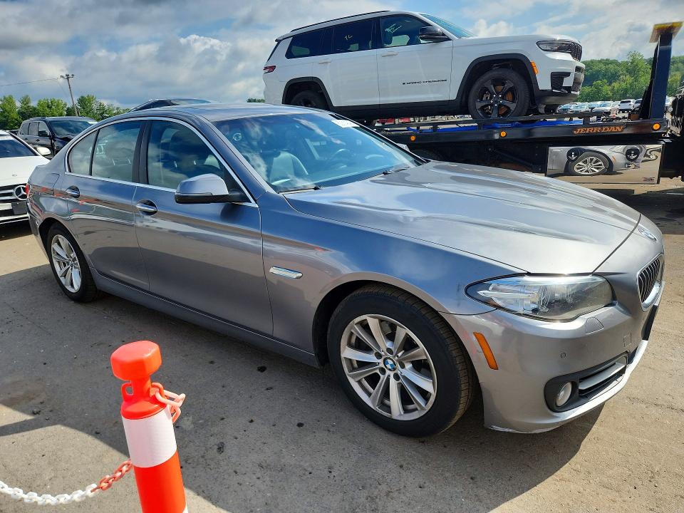 Photo 4 from auction – 2016 BMW 528 with VIN WBA5A7C56GG145898