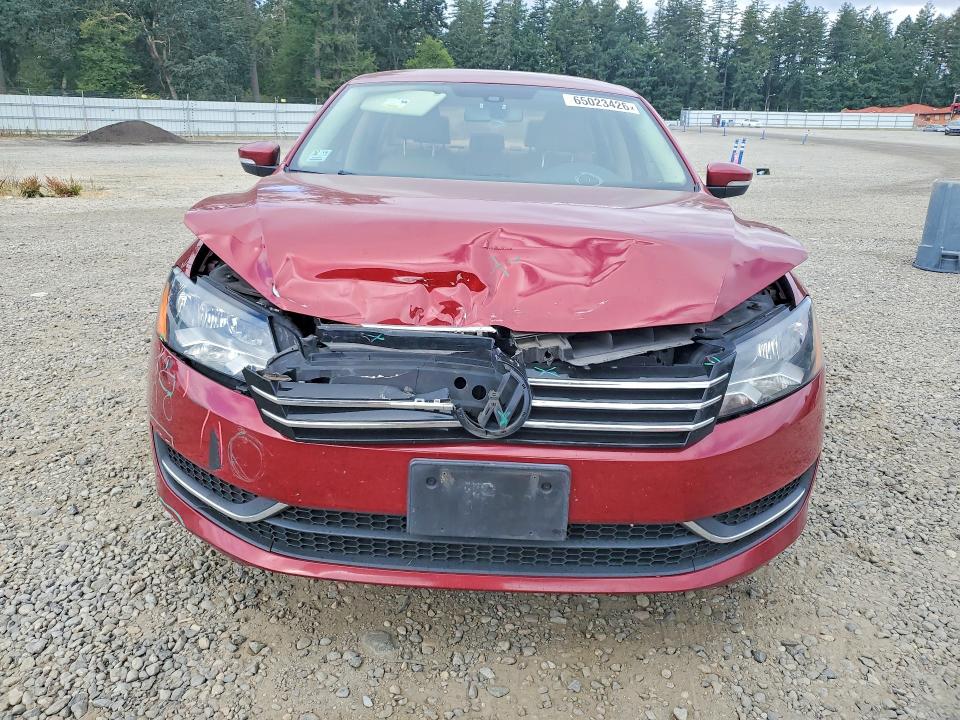 Photo 5 from auction – 2015 VOLKSWAGEN PASSAT with VIN 1VWAS7A35FC046475