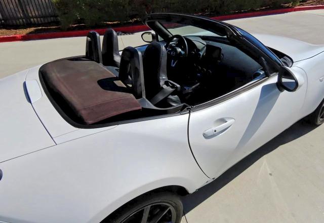 Photo 6 from auction – 2018 MAZDA MX-5 MIATA with VIN JM1NDAD70J0201857