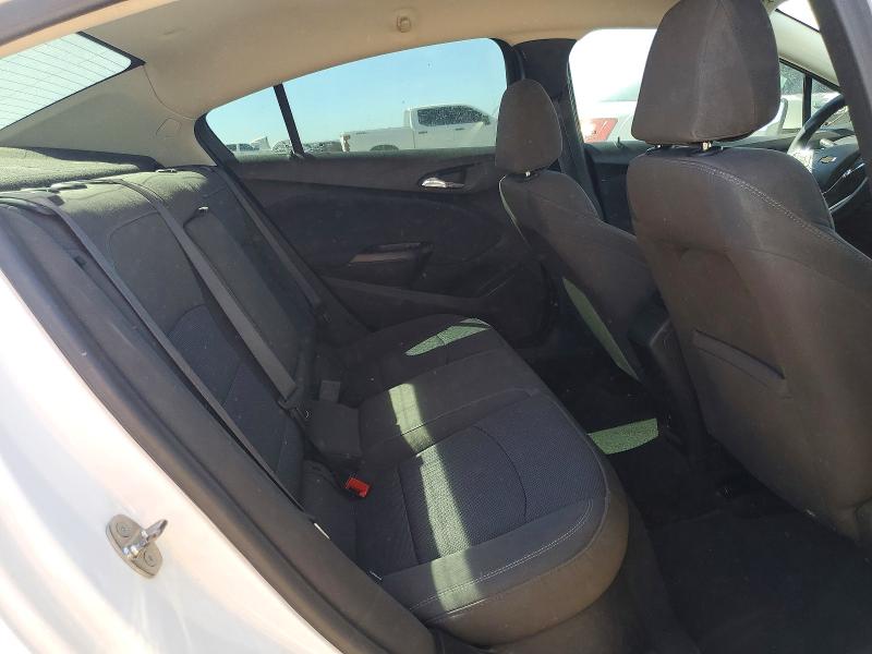 Photo 10 from auction – 2017 CHEVROLET CRUZE with VIN 1G1BE5SM5H7260929
