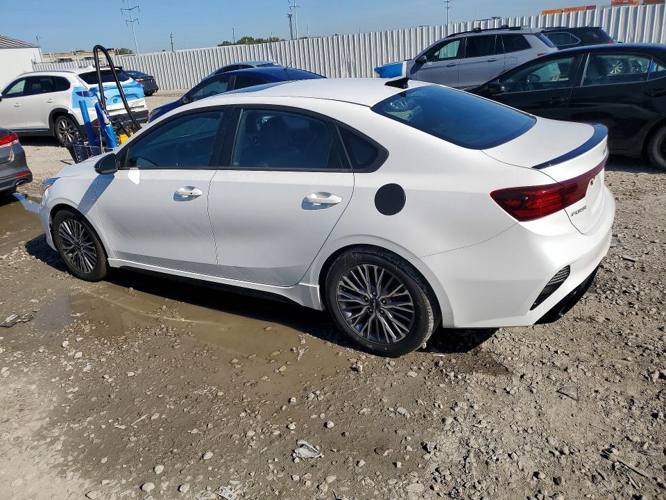 Photo 2 from auction – 2022 KIA FORTE with VIN 3KPF54ADXNE429553