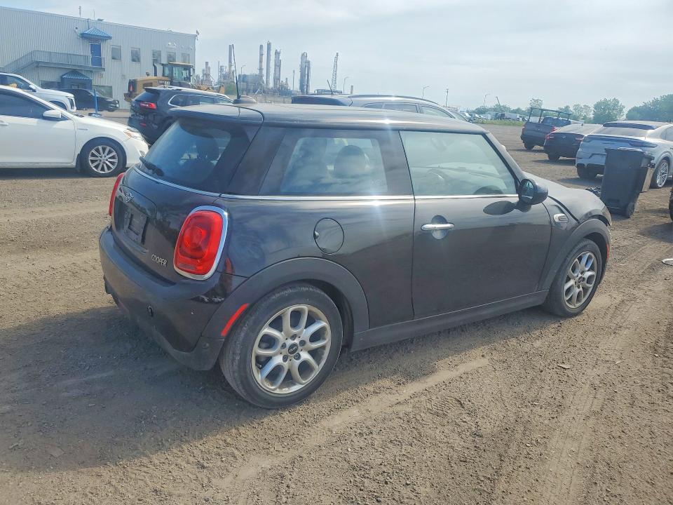 Photo 3 from auction – 2019 MINI COOPER with VIN WMWXP5C53K2H30264