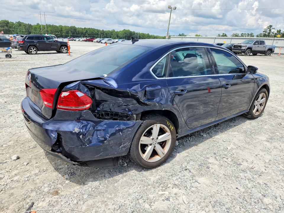 Photo 3 from auction – 2014 VOLKSWAGEN PASSAT with VIN 1VWBS7A34EC094553