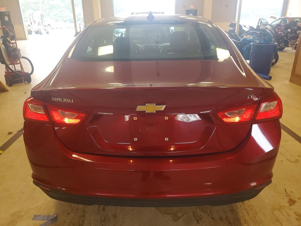 Photo 6 from auction – 2017 CHEVROLET MALIBU with VIN 1G1ZE5ST1HF267257