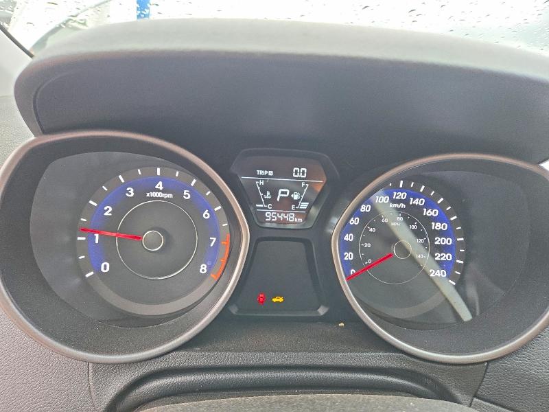 Photo 9 from auction – 2016 HYUNDAI ELANTRA with VIN 5NPDH4AE9GH663141