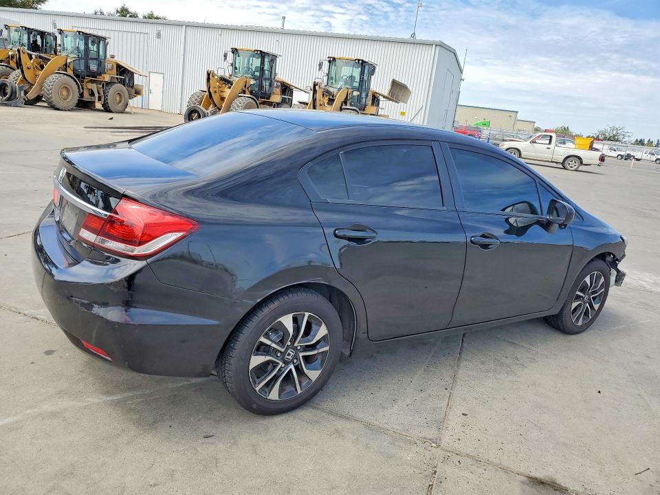 Photo 3 from auction – 2014 HONDA CIVIC with VIN 19XFB2F88EE247388