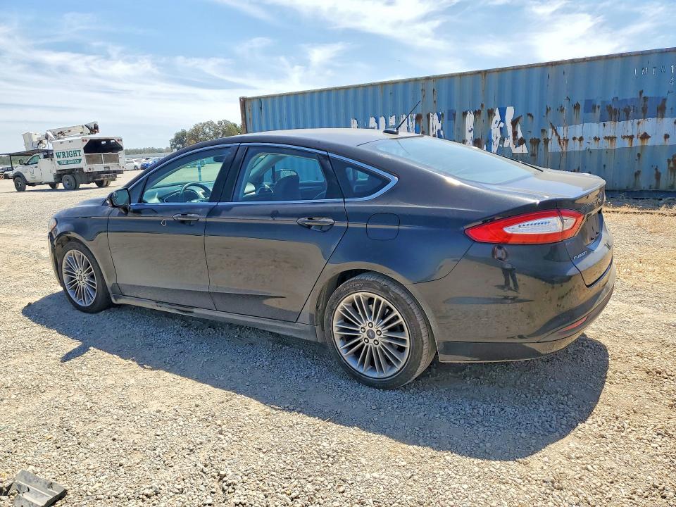 Photo 2 from auction – 2015 FORD FUSION with VIN 3FA6P0HD6FR245168