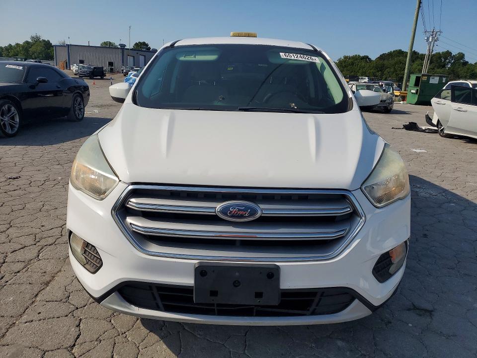 Photo 5 from auction – 2017 FORD ESCAPE with VIN 1FMCU0GD2HUD78315