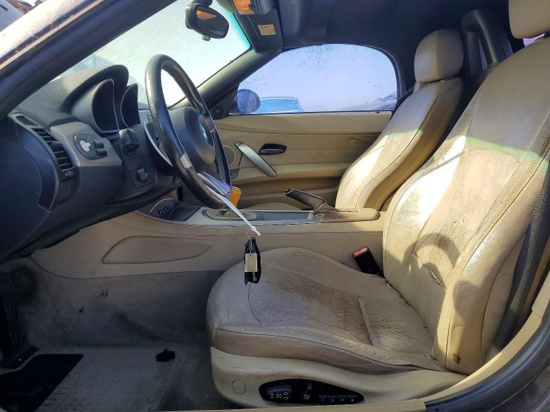 Photo 7 from auction – 2003 BMW Z4 with VIN 4USBT33443LR61634