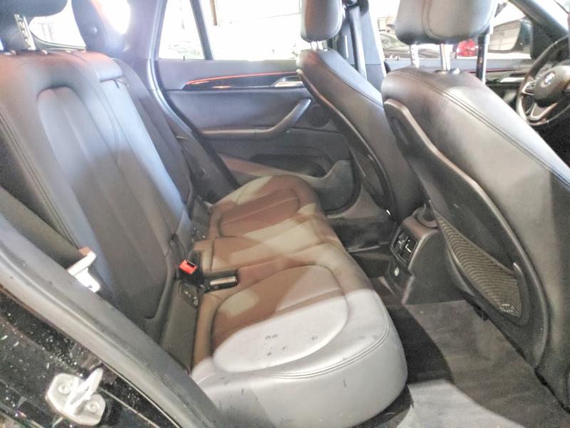 Photo 10 from auction – 2017 BMW X1 with VIN WBXHT3C31H5F77402