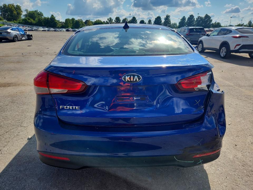 Zdjęcie 6 z aukcji – 2017 KIA FORTE z VIN 3KPFK4A79HE038613
