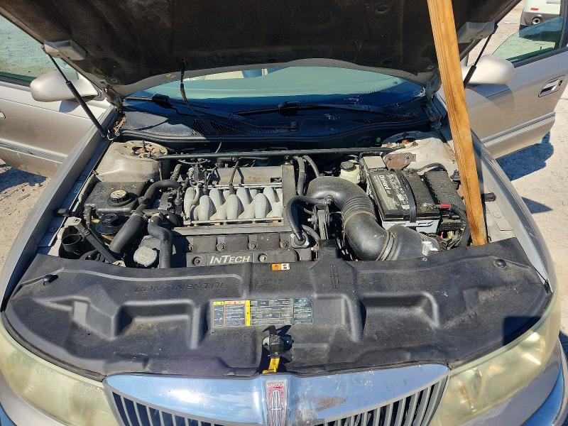 Photo 11 from auction – 2002 LINCOLN CONTINENTAL with VIN 1LNHM97V52Y700089