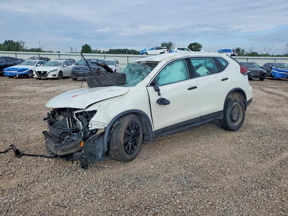 NISSAN ROGUE 2018 with VIN 5N1AT2MTXJC806807 - Photo from auction