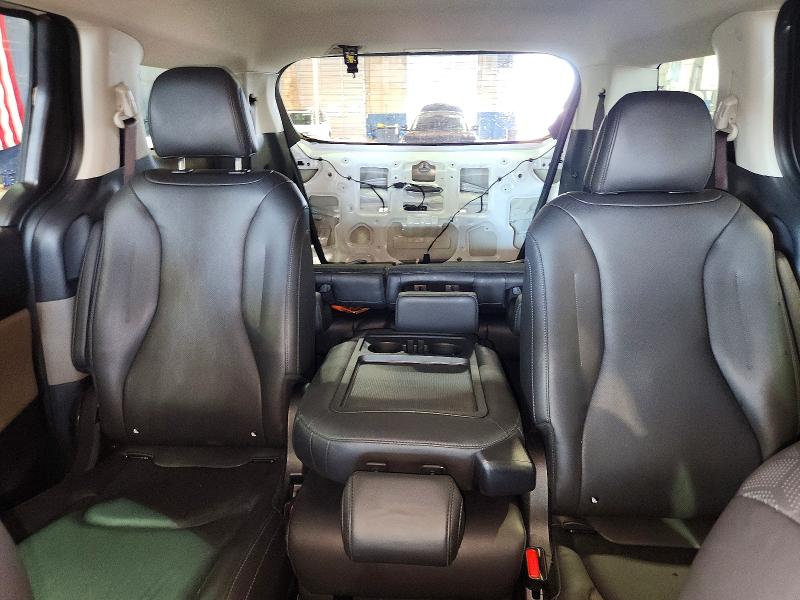 Photo 10 from auction – 2026 KIA CARNIVAL with VIN KNDNB5K36T6609082