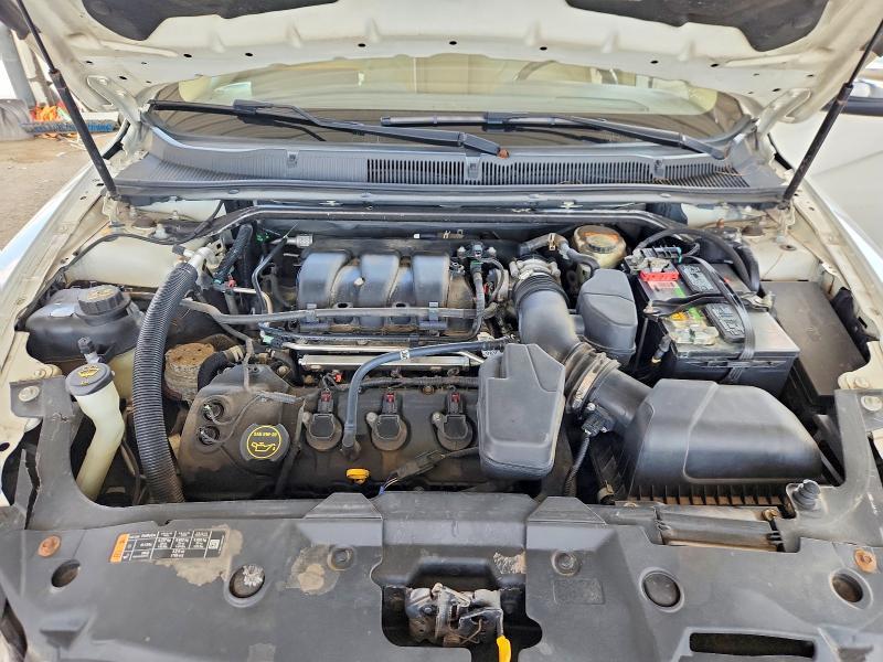 Photo 11 from auction – 2015 FORD TAURUS with VIN 1FAHP2F81FG121035