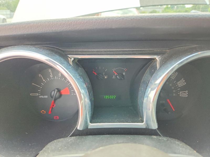 Photo 9 from auction – 2005 FORD MUSTANG with VIN 1ZVFT84N855191650