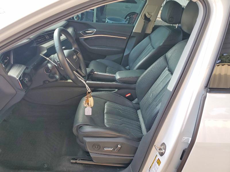 Фото 7 с аукциона – 2022 AUDI E-TRON с VIN WA13AAGE7NB035738