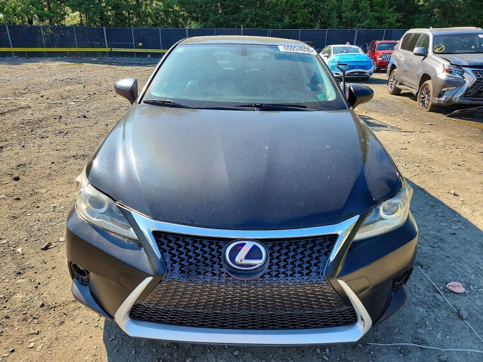 Photo 5 from auction – 2011 LEXS CT 200H with VIN JTHKD5BH8B2037283