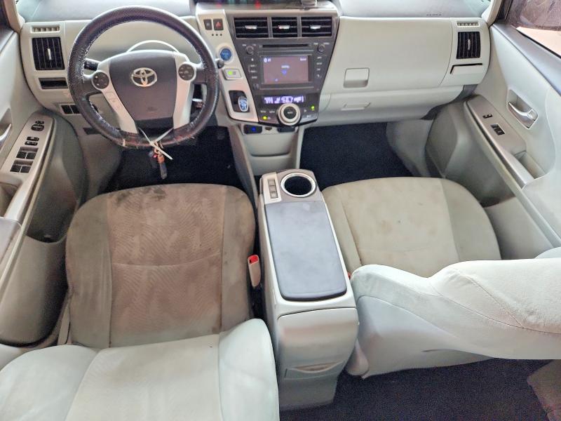 Photo 8 from auction – 2012 TOYOTA PRIUS V with VIN JTDZN3EU6C3033481