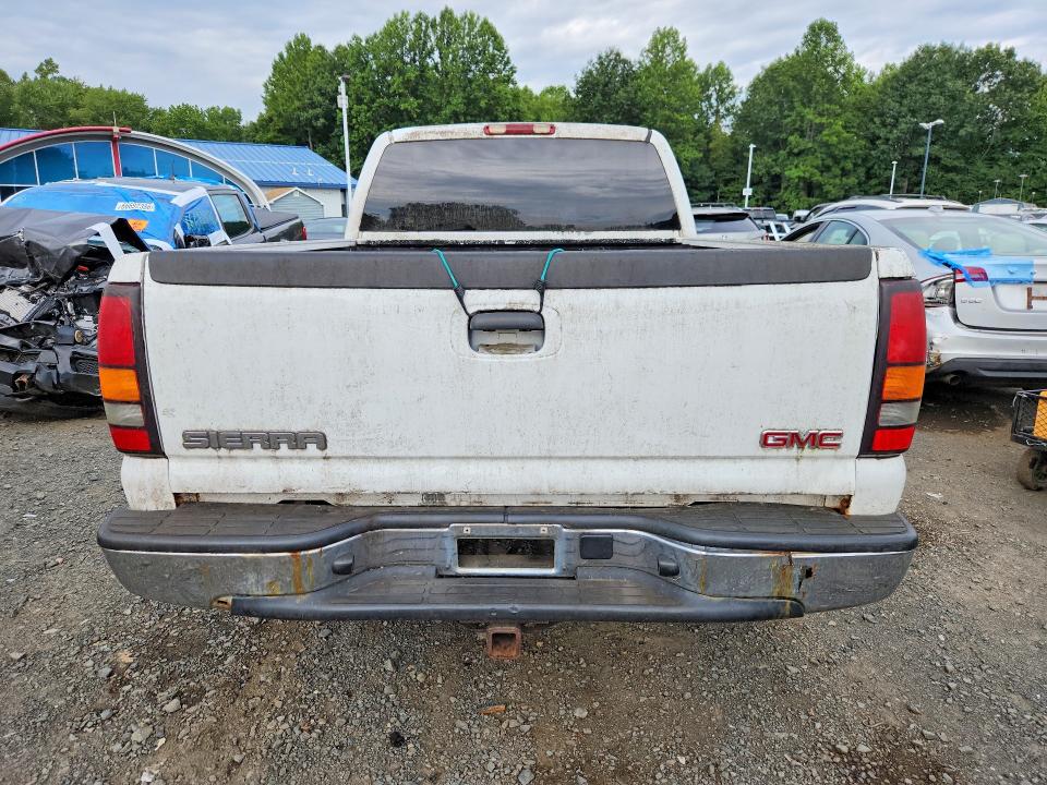 Photo 6 from auction – 2005 GMC NEW SIERRA with VIN 2GTEK19V751288387