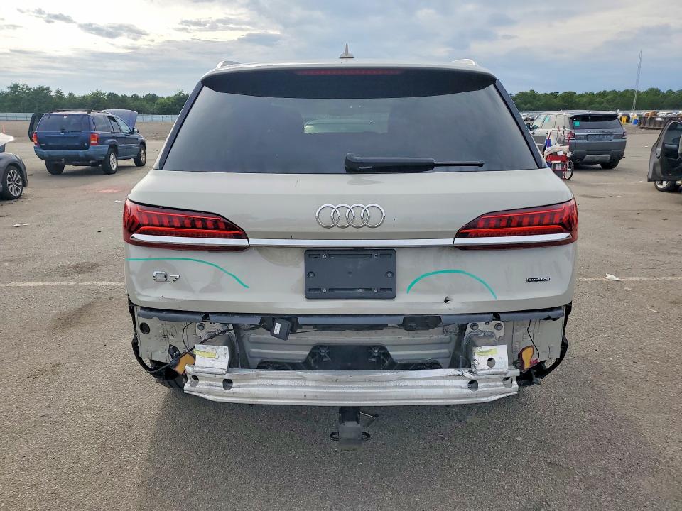 Photo 6 from auction – 2021 AUDI Q7 with VIN WA1LJAF78MD038959