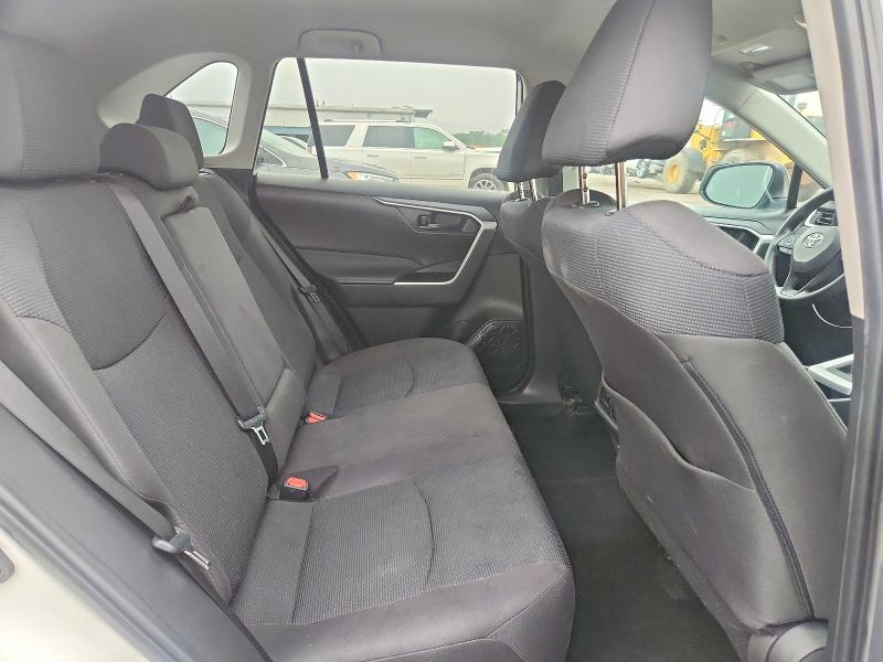Photo 10 from auction – 2024 TOYOTA RAV4 with VIN 2T3F1RFV3RC418237
