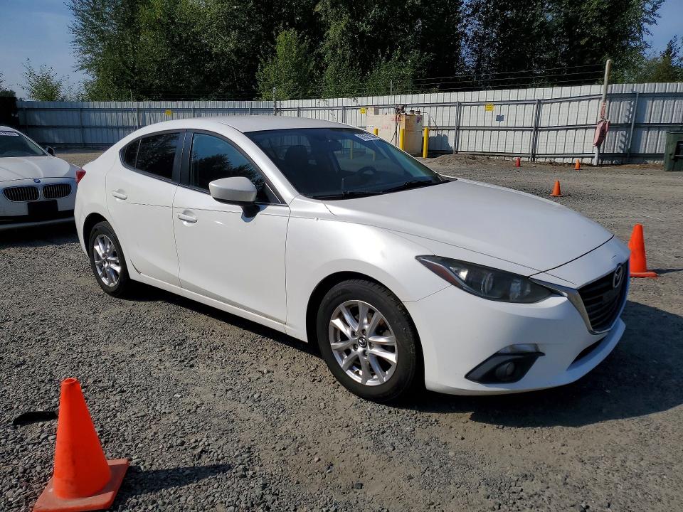 Photo 4 from auction – 2015 MAZDA 3 with VIN 3MZBM1V7XFM139001